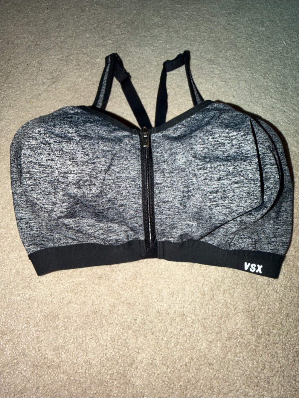 Victoria’s Secret The Incredible VSX Sports Bra Size 32DDD Heather Gray/Black